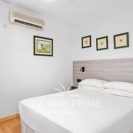 Garden With Heated Pool Views Fc14-1xe Apartman